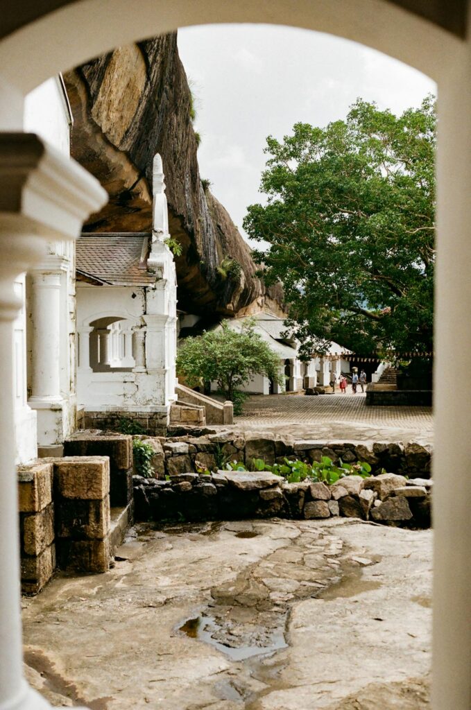 Raangiri Dambulu Cave Temple